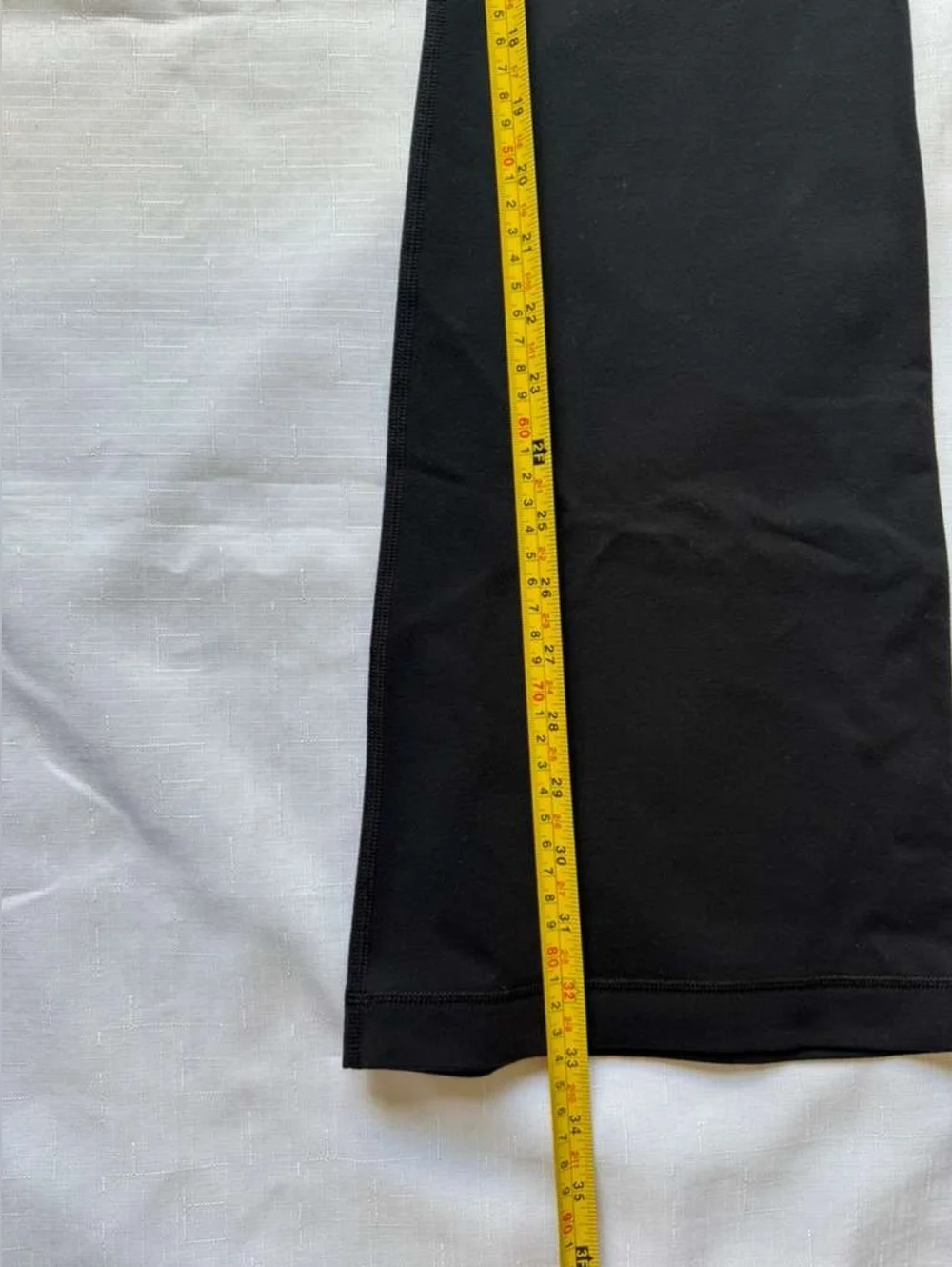 Lululemon Black Groove Super-High-Rise Flared Pant - The Iconic Nulu Classic. - Picture 9 of 9